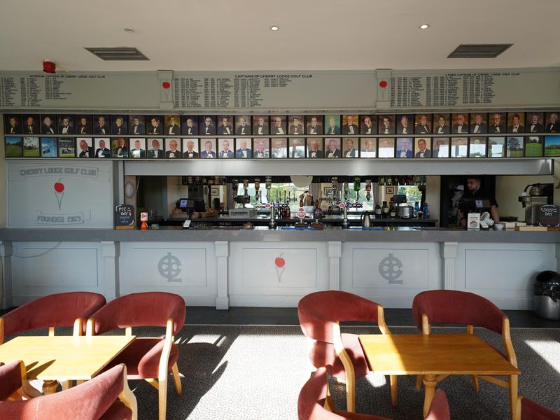 Photo taken 14 May 2025, bar.. (Bar). Published on 16-05-2025 