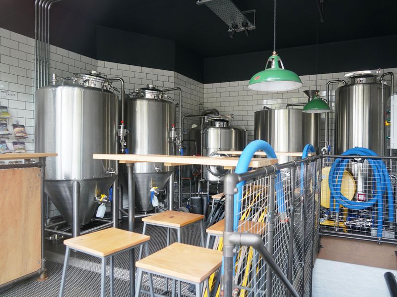 (Pub, Bar). Published on 23-05-2021 