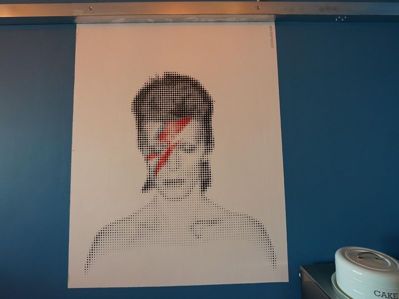 David Bowie Mural, Leo Bennett Art, photo taken 10 Oct 22.. Published on 12-10-2022 