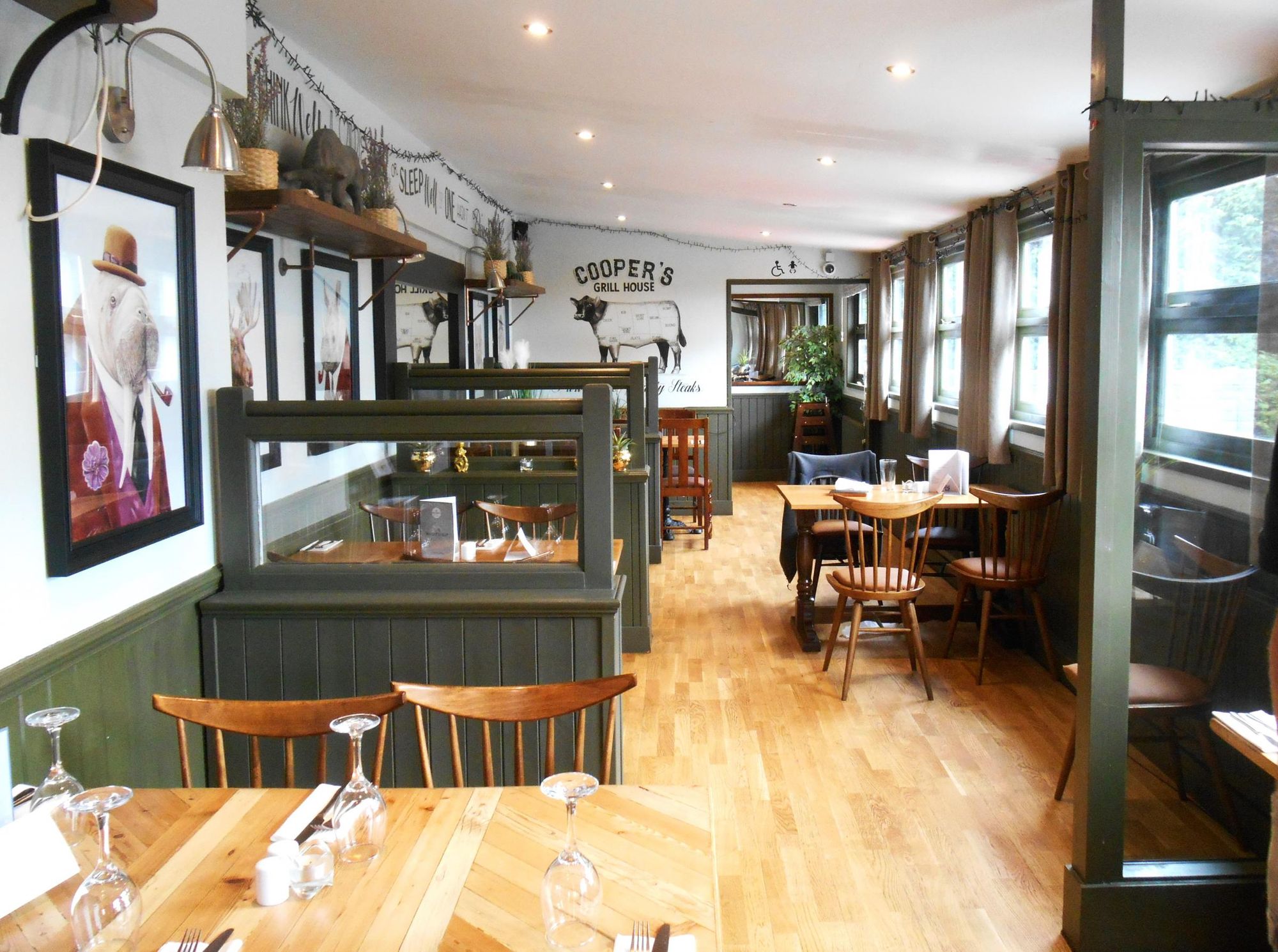 (Pub, Restaurant). Published on 28-06-2022