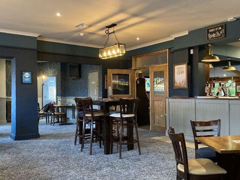 (Pub, Bar). Published on 29-08-2023