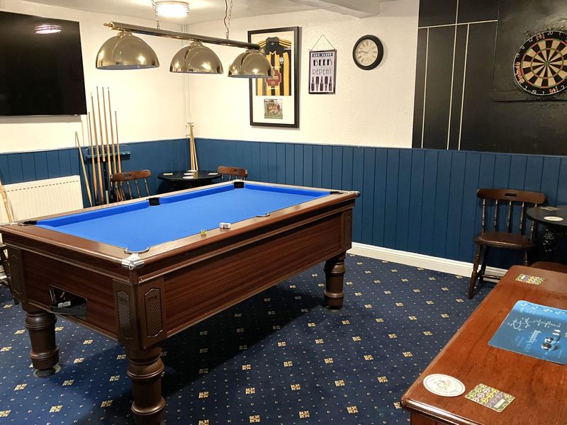(Pub, Bar). Published on 01-02-2024