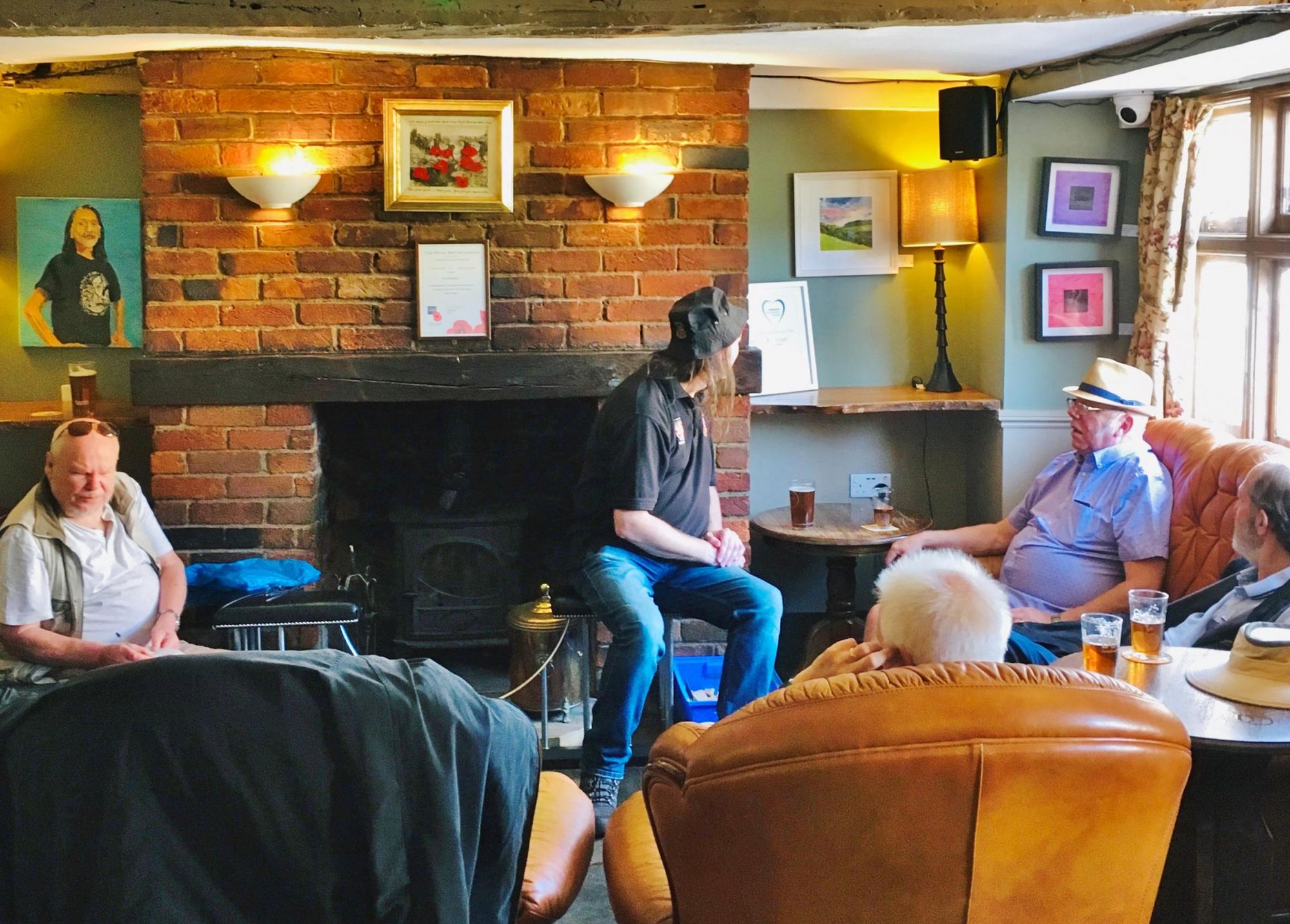 (Pub, Bar). Published on 19-08-2019