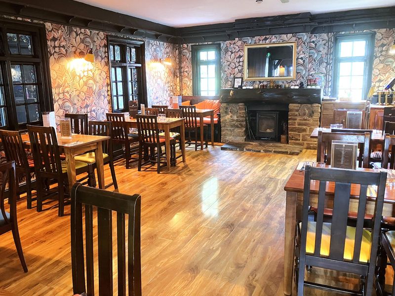 (Pub, Bar). Published on 29-08-2025 