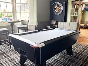 (Pub, Bar). Published on 17-06-2025