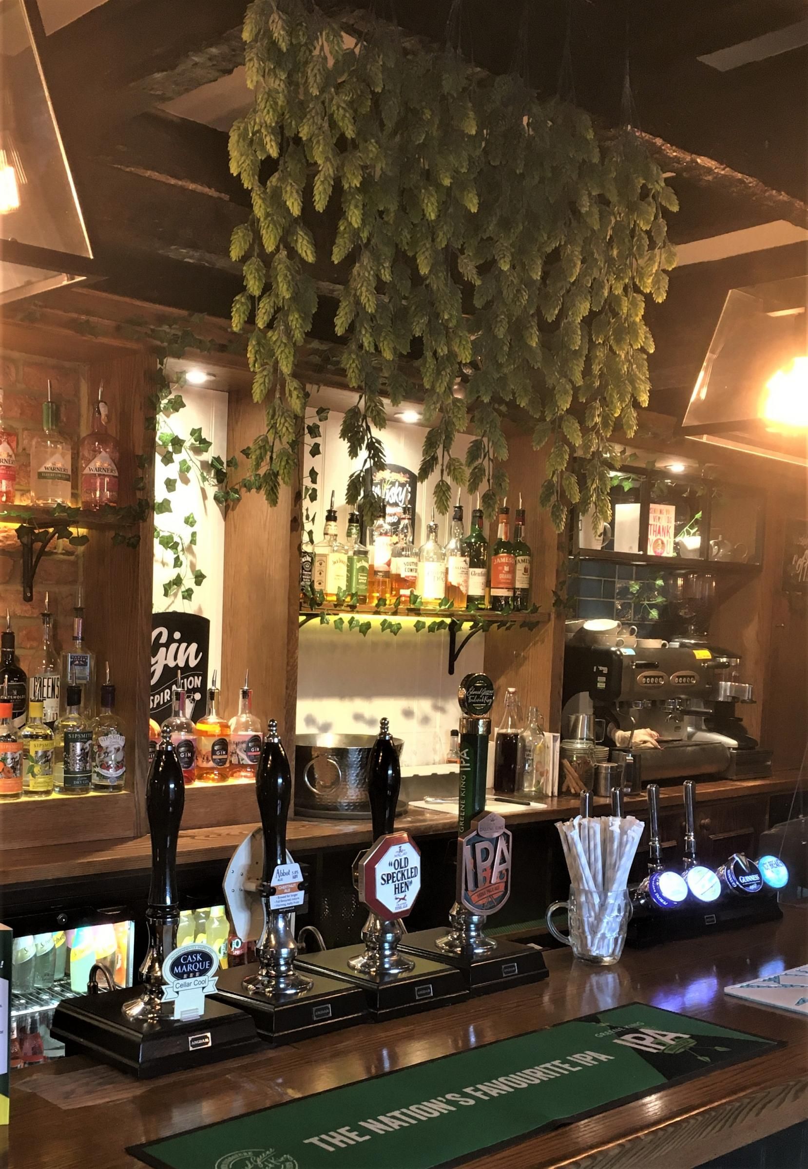 (Pub, Bar). Published on 17-02-2022