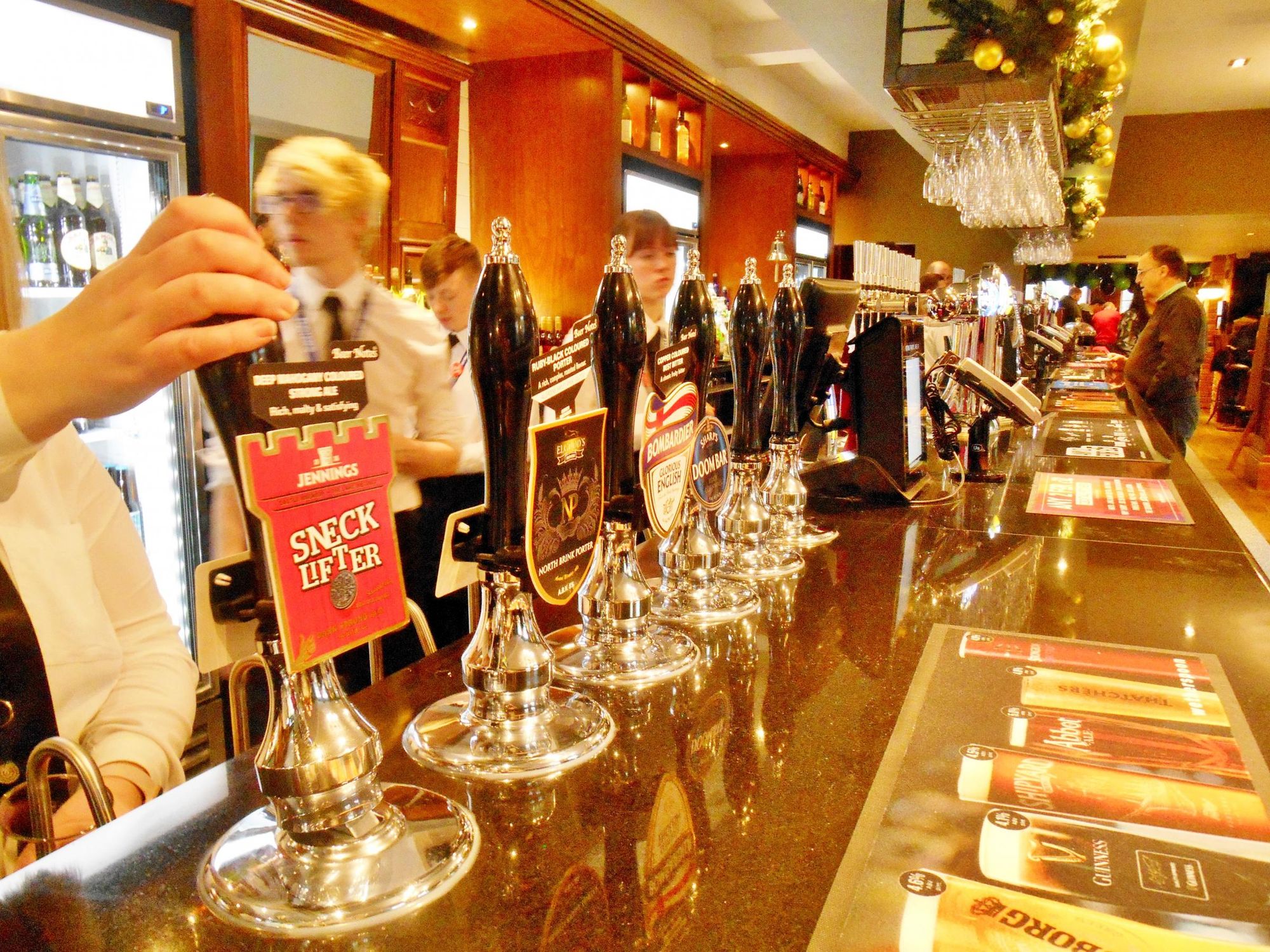 (Pub, Bar). Published on 02-09-2019