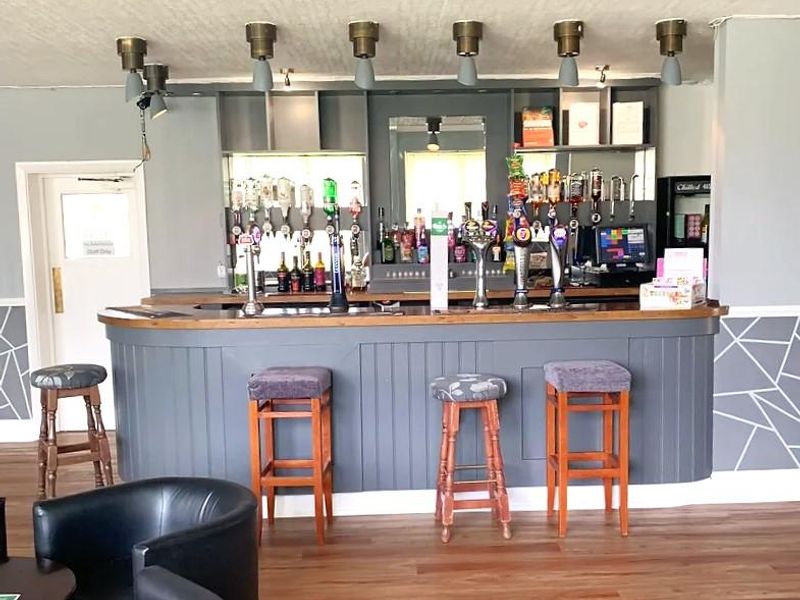 (Pub, Bar). Published on 17-06-2024 