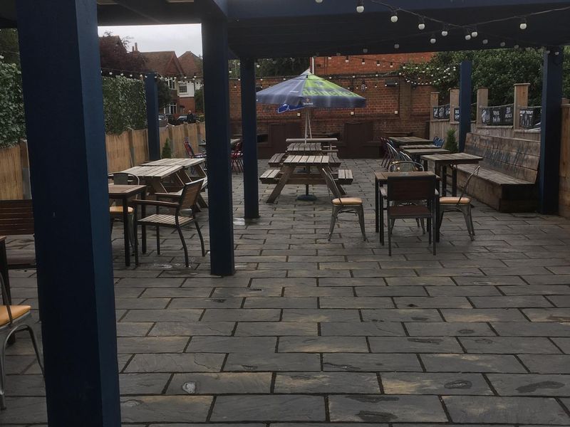 (Pub, Garden). Published on 11-10-2021