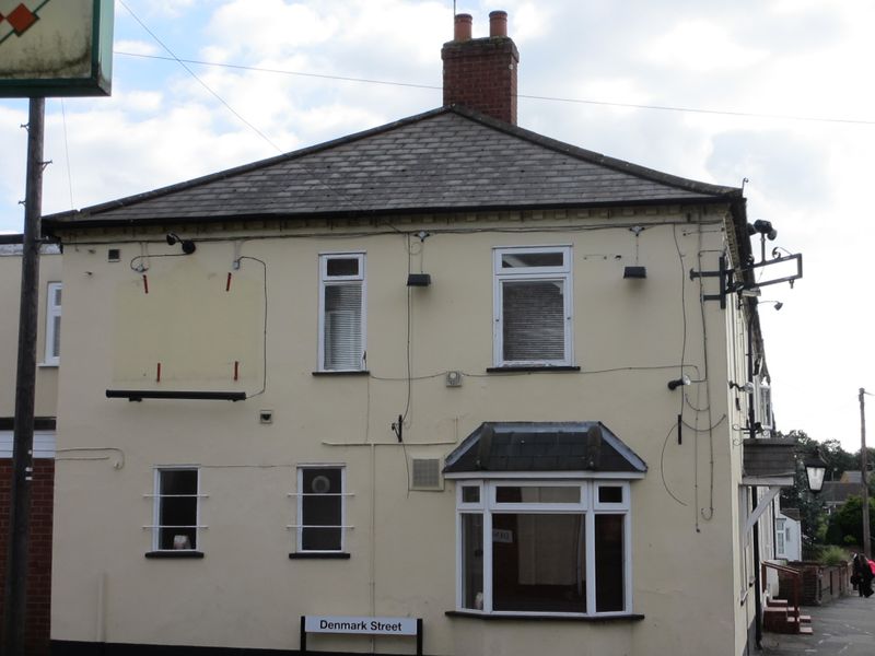 The Foundry Arms, Fenny Stratford. (Pub, External). Published on 12-06-2014