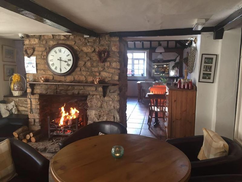(Pub, Bar). Published on 26-02-2022 