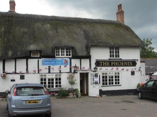 Phoenix, Steeple Claydon. (Pub, External). Published on 22-02-2015
