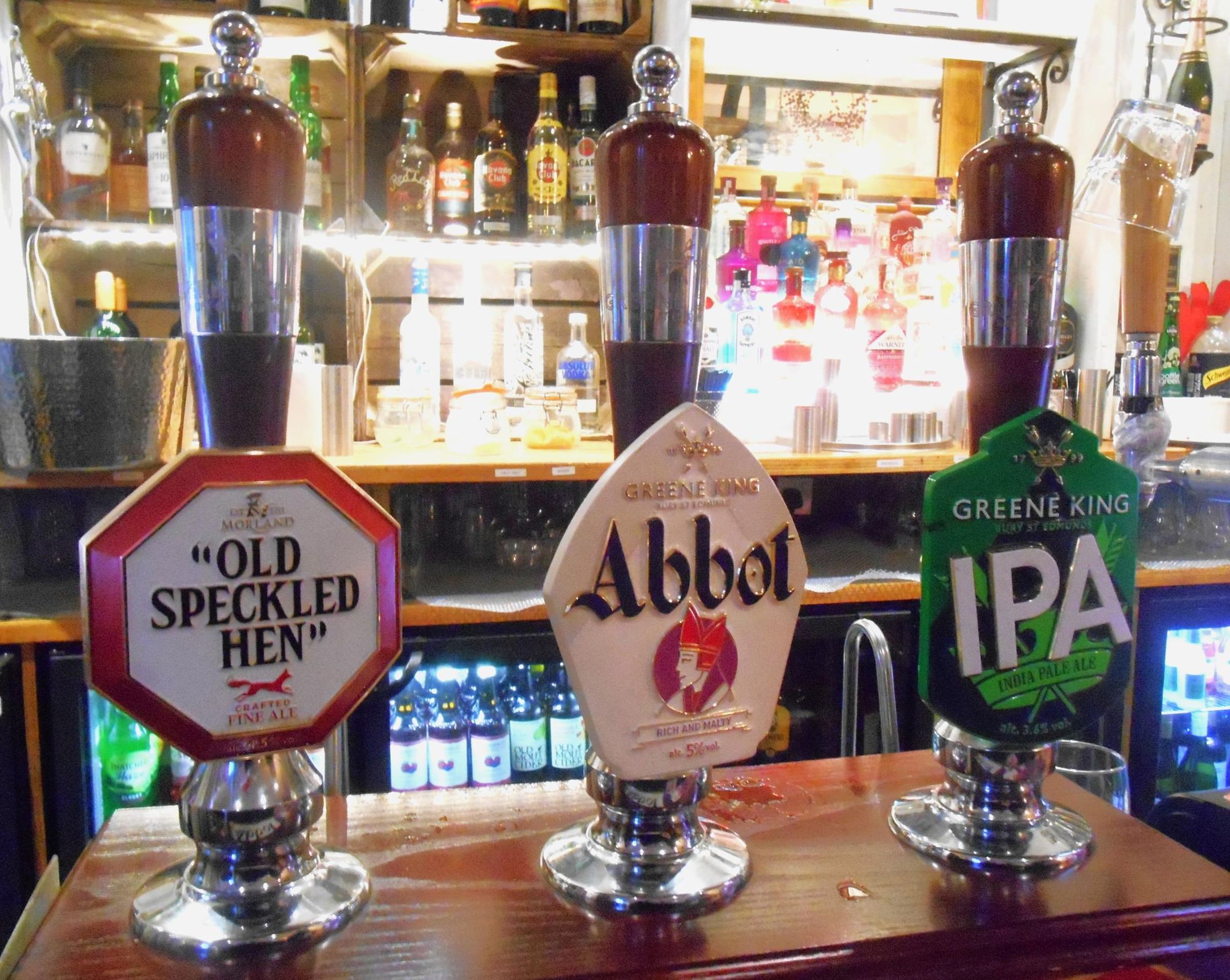 (Pub, Bar). Published on 30-12-2022