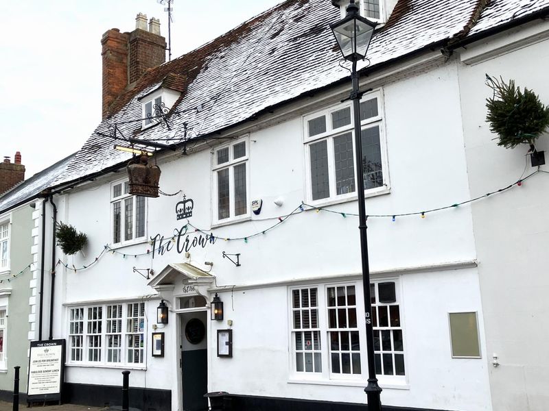 The Crown, Stony Stratford. (Pub, External, Key). Published on 28-12-2022