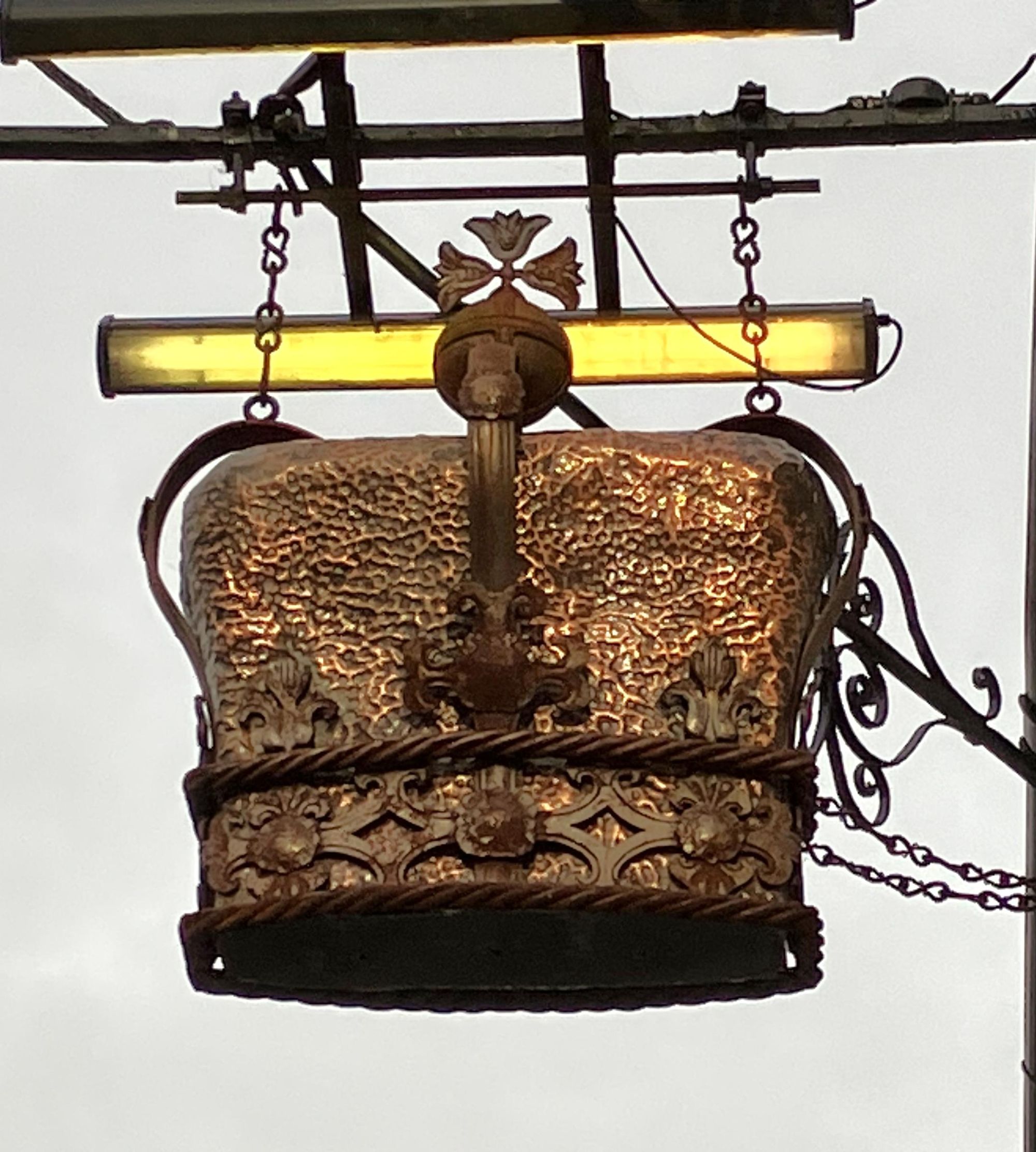 The Crown, Stony Stratford. (Pub, External, Sign). Published on 28-12-2022