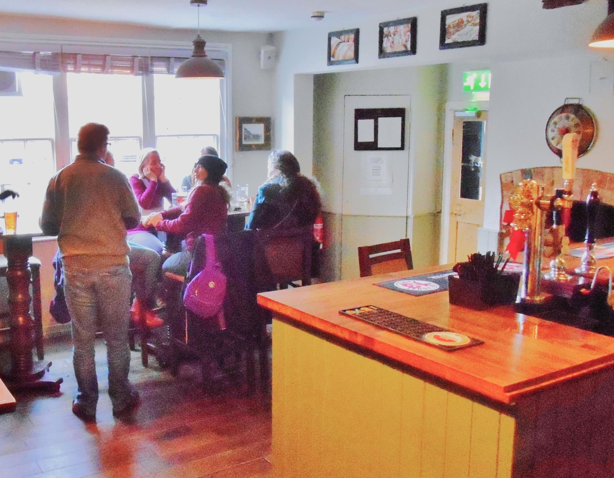 The Crown, Stony Stratford. (Pub, Bar). Published on 28-12-2022