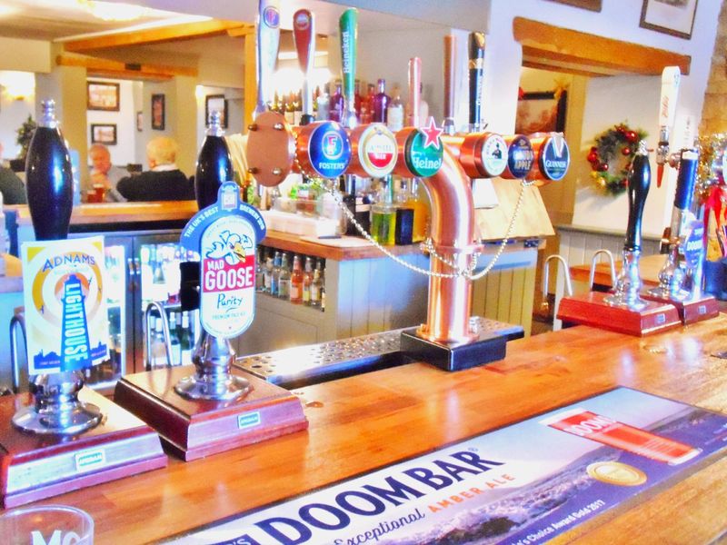 The Crown, Stony Stratford. (Pub, Bar). Published on 28-12-2022 