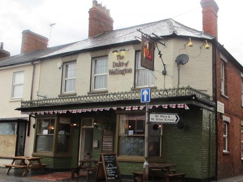 Duke of Wellington, Stony Stratford. (Pub, External). Published on 22-02-2015
