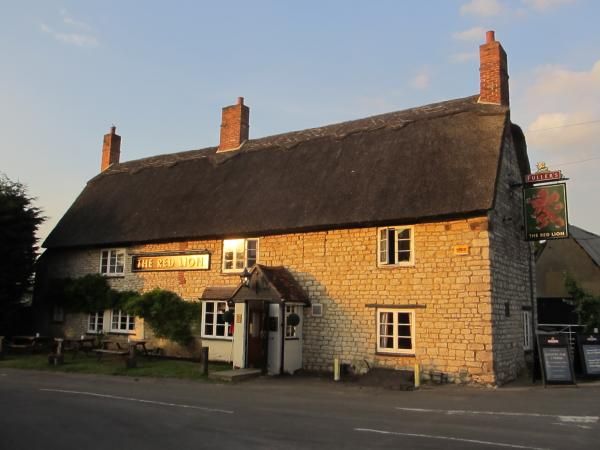 Red Lion, Tingeweck. (Pub, External). Published on 22-02-2015