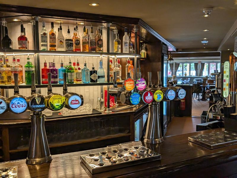 (Bar). Published on 05-08-2026