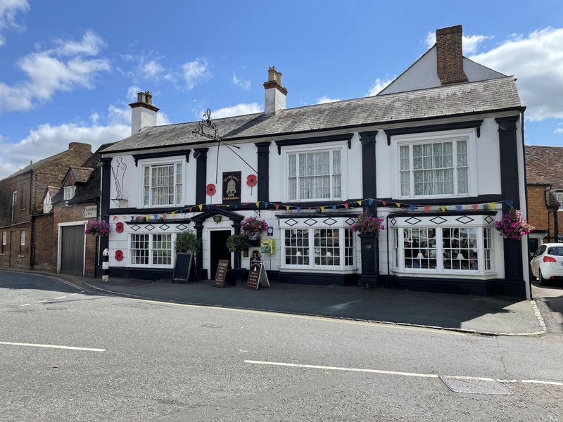 Bell Hotel, Winslow. (Pub, External, Key). Published on 18-08-2021
