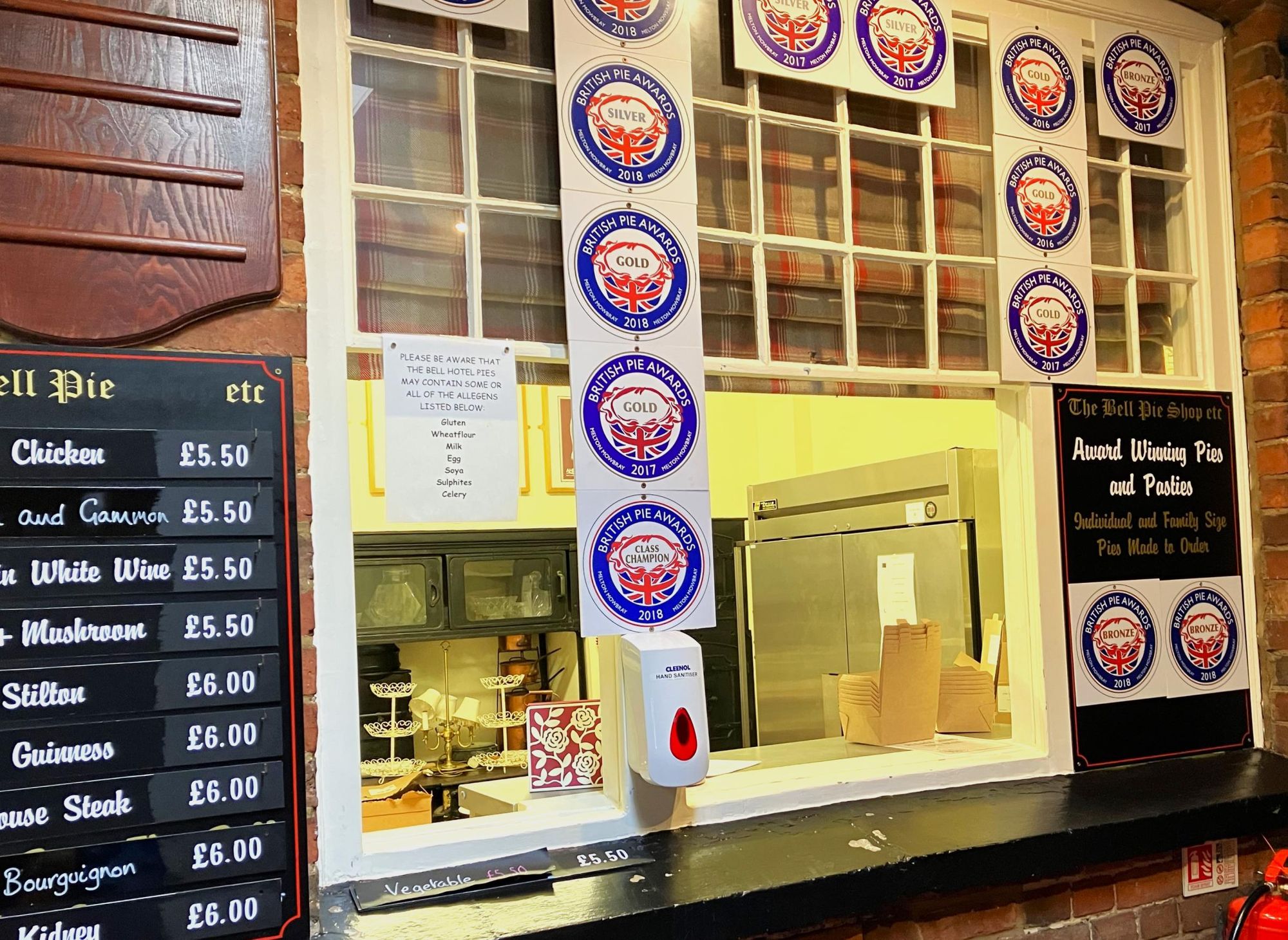 Bell Hotel, Winslow Pie Shop. (Pub). Published on 21-05-2023