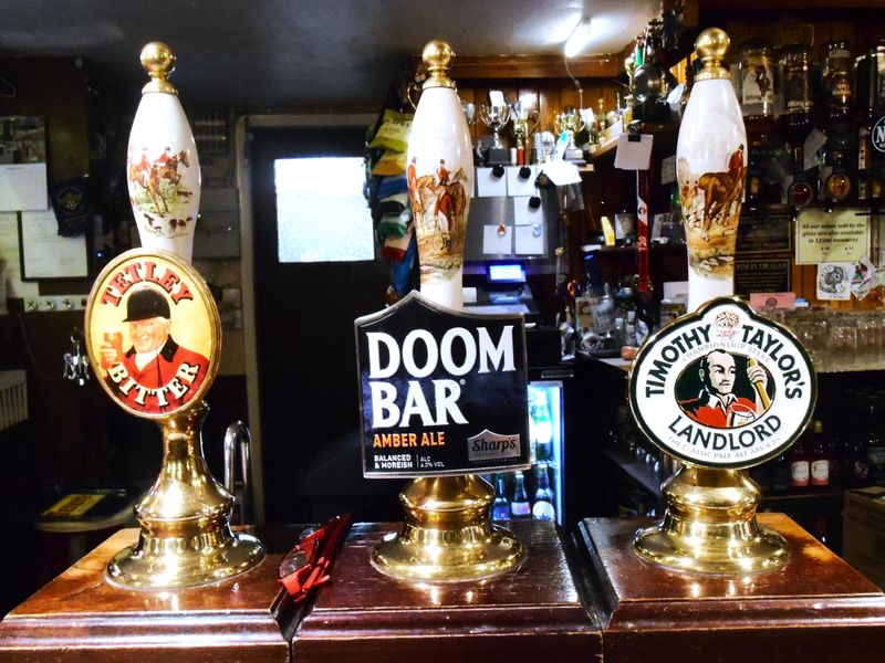 (Pub, Bar). Published on 14-02-2023