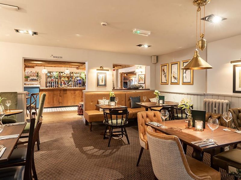 (Pub, Restaurant). Published on 13-05-2022 
