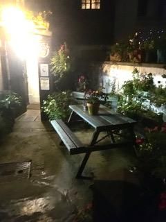 (Pub, External, Garden). Published on 19-11-2021