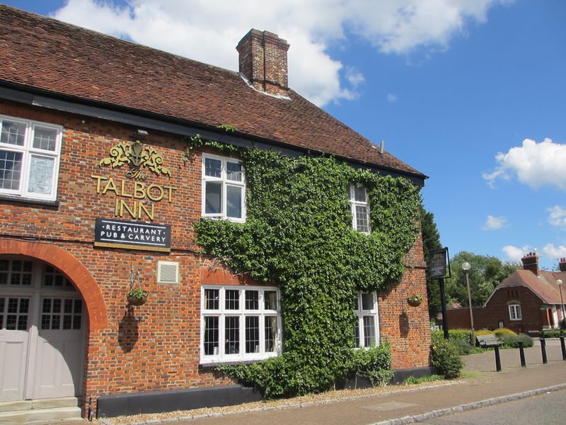 Talbot Inn, Loughton. (Pub, External). Published on 11-06-2014