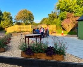 (Pub, Garden, Customers). Published on 28-07-2023