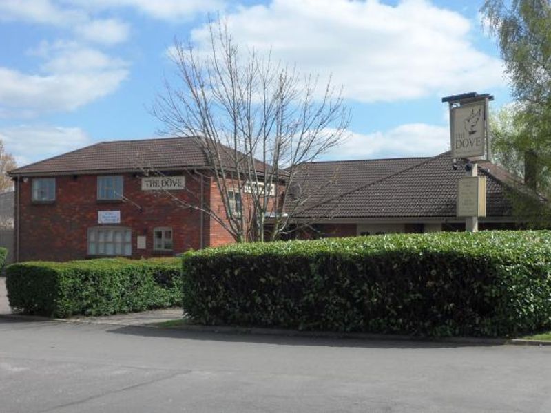 Dove, Newport Pagnell. (Pub, External). Published on 23-02-2015 
