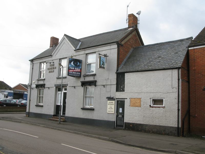 The Green Man, Newport Pagnell. (Pub, External). Published on 12-06-2014