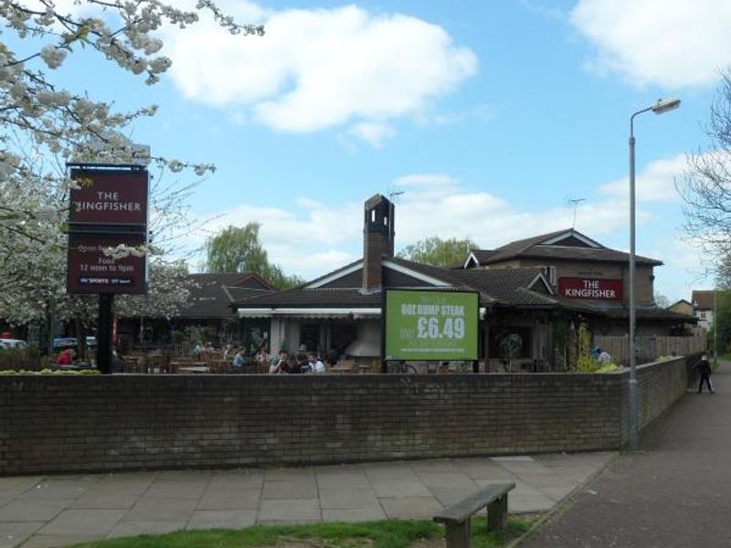 Kingfisher, Newport Pagnell. (Pub, External). Published on 23-02-2015 