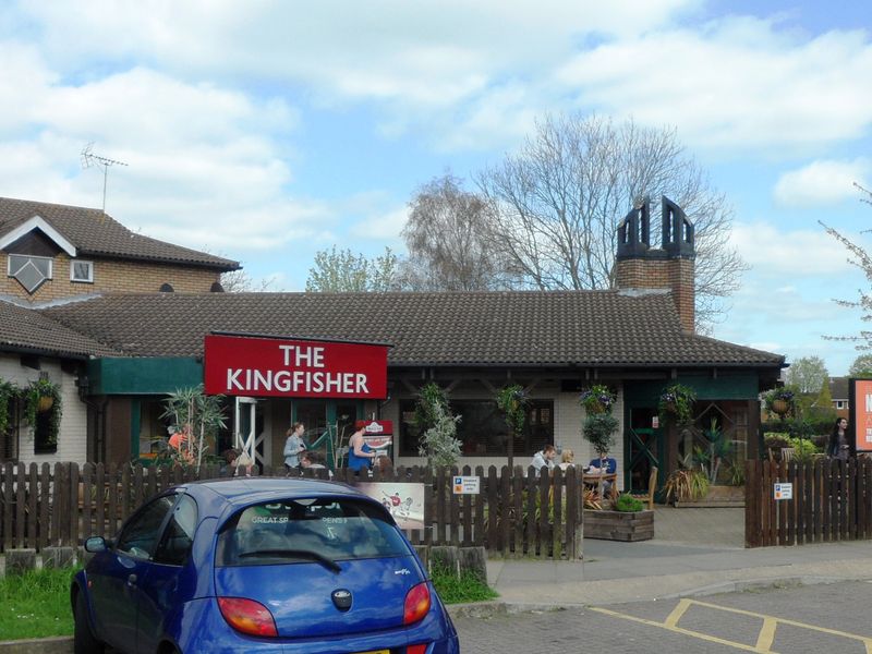 The Kingfisher, Newport Pagnell. (Pub, External). Published on 13-04-2014 