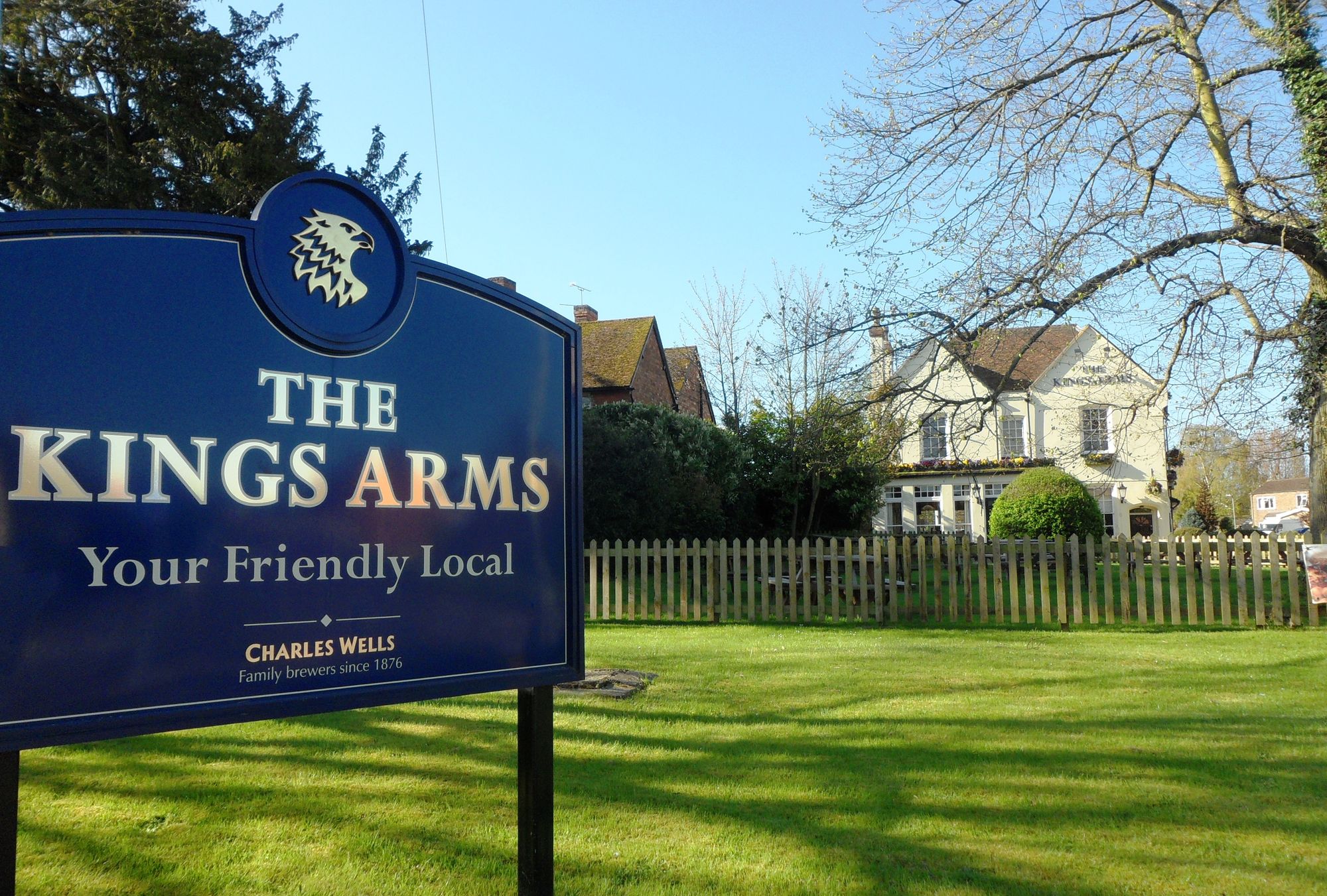 The Kings Arms, Newport Pagnell. (Pub, External). Published on 13-04-2014