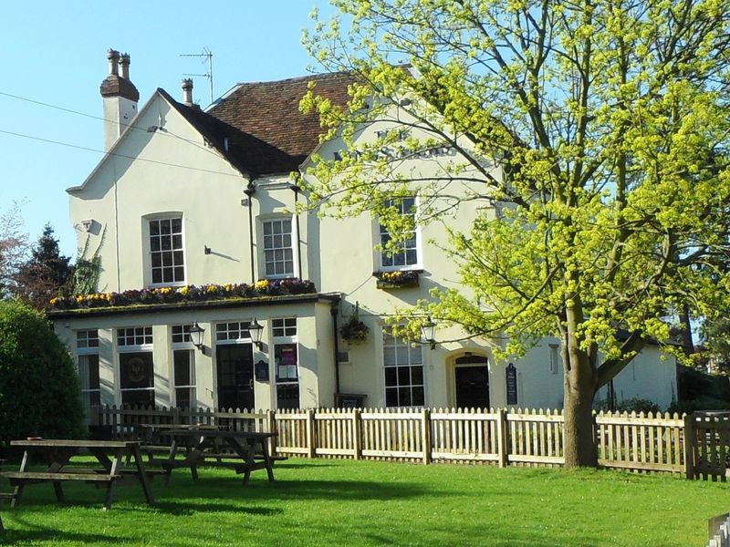 The Kings Arms, Newport Pagnell. (Pub, External, Key). Published on 13-04-2014