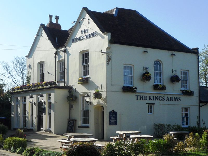 The Kings Arms, Newport Pagnell. (Pub, External, Key). Published on 13-04-2014