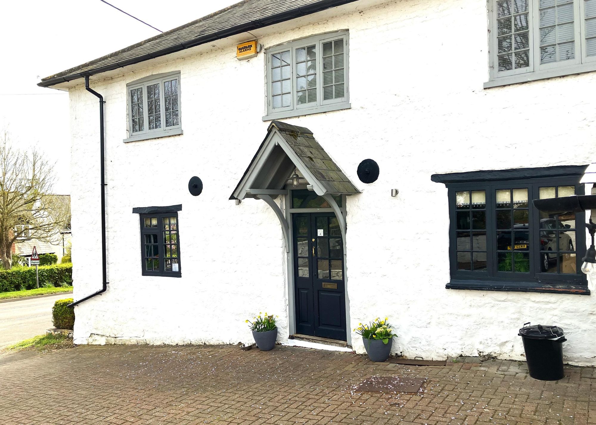 (Pub, External). Published on 17-04-2026