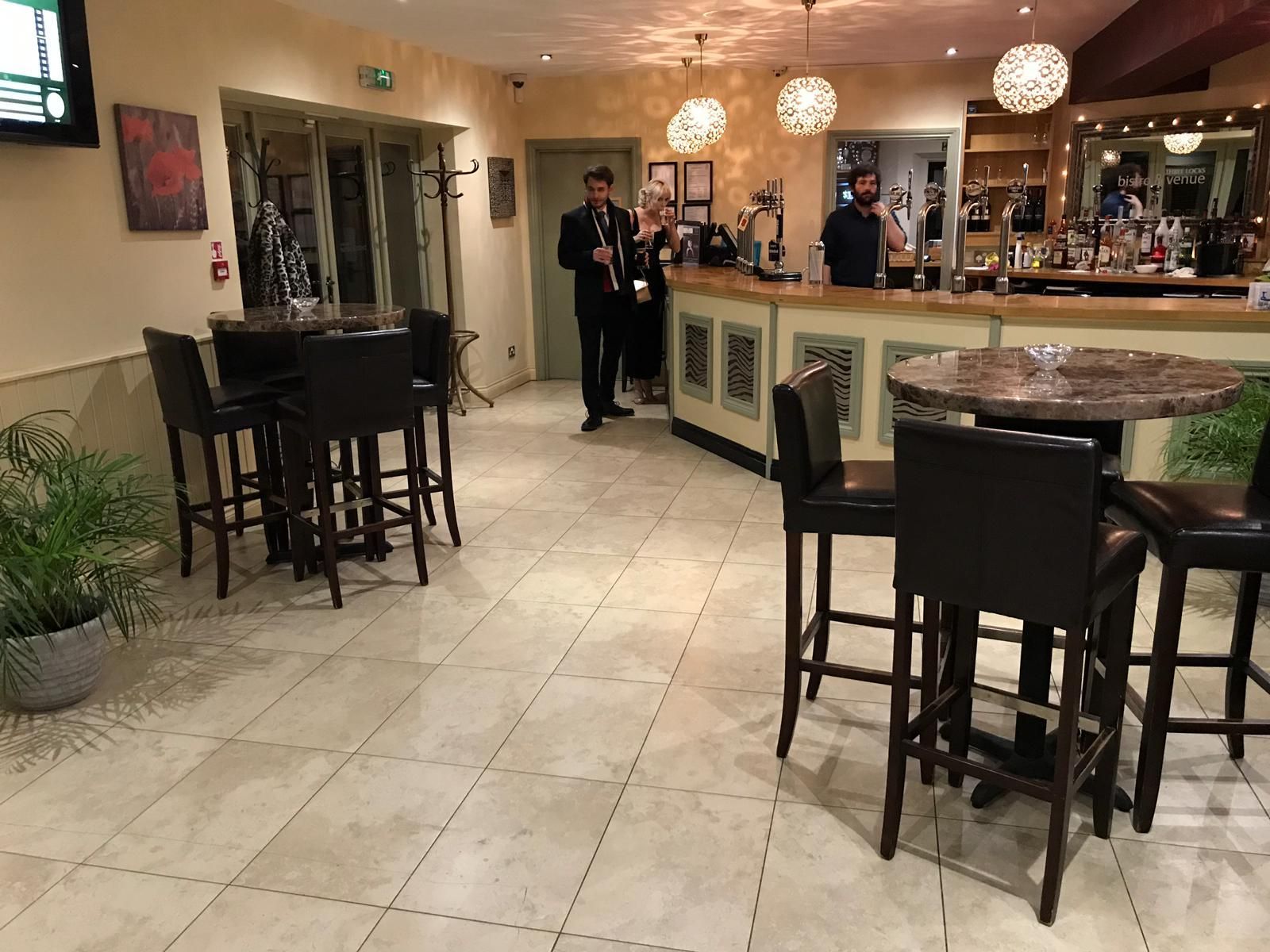 (Bar). Published on 08-09-2022
