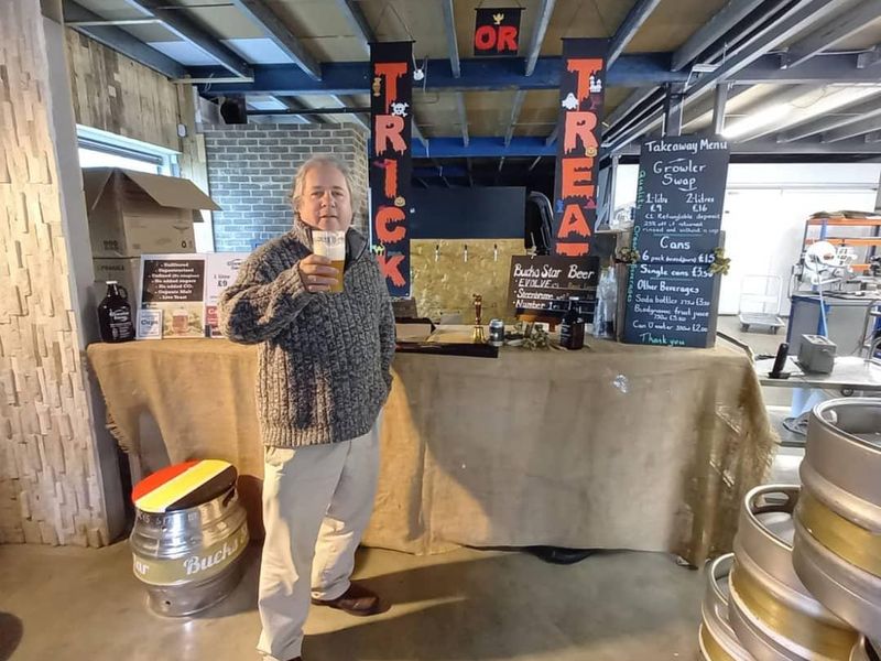 (Pub, Bar). Published on 29-10-2021 