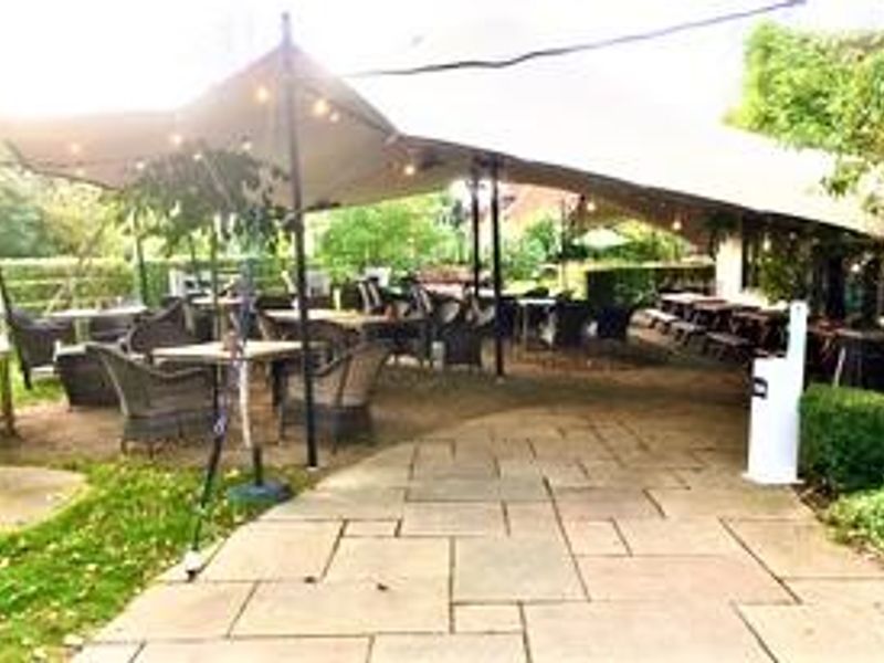 (Pub, External, Garden). Published on 27-10-2021