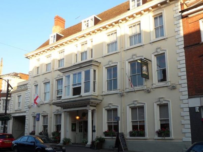 Swan Revived, Newport Pagnell. (Pub, External, Key). Published on 23-02-2015