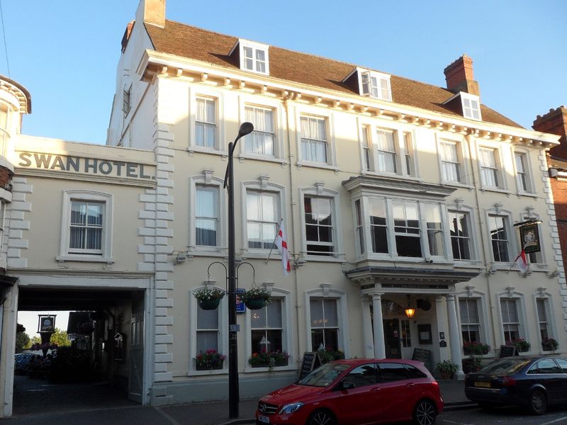 The Swan Revived, Newport Pagnell. (Pub, External, Key). Published on 12-06-2014