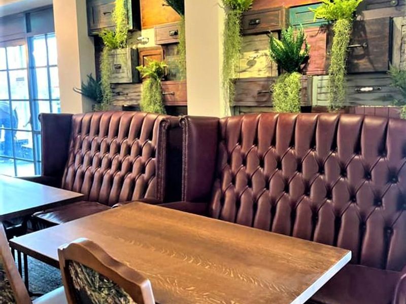 (Pub, Restaurant). Published on 01-04-2022 