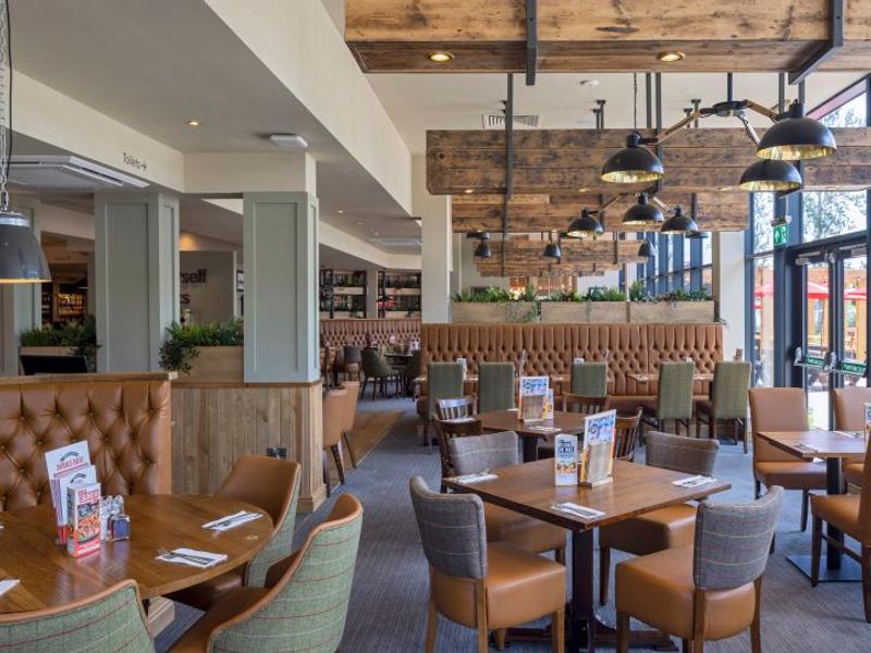 (Pub, Restaurant). Published on 02-07-2022 