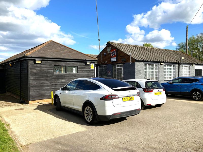 (Pub, External, Key). Published on 18-04-2026