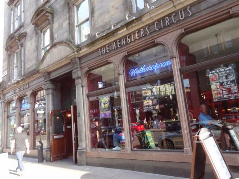 (Pub, External, Bar, Sign). Published on 28-07-2013