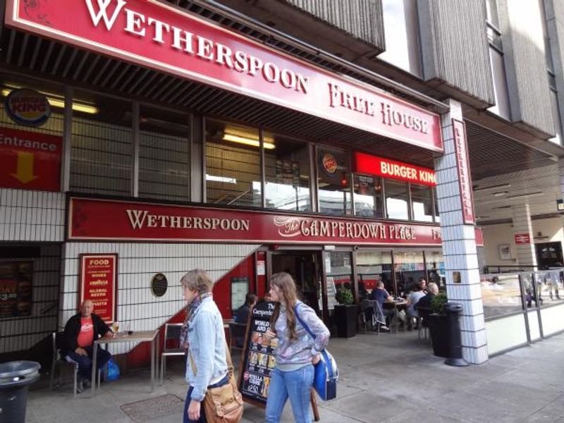 (Pub, External, Bar, Restaurant, Sign). Published on 18-08-2013