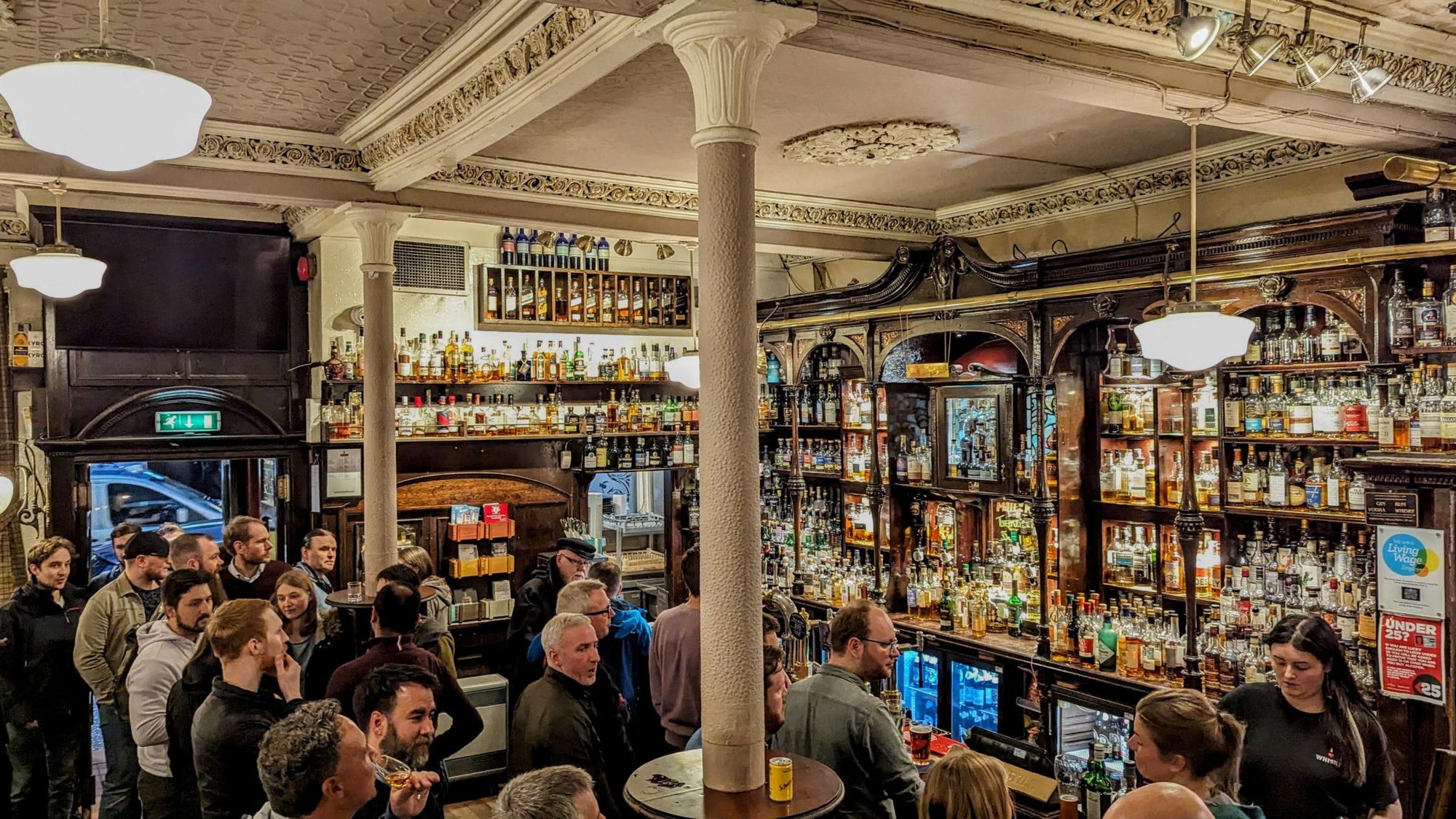 (Pub, Bar). Published on 17-06-2024
